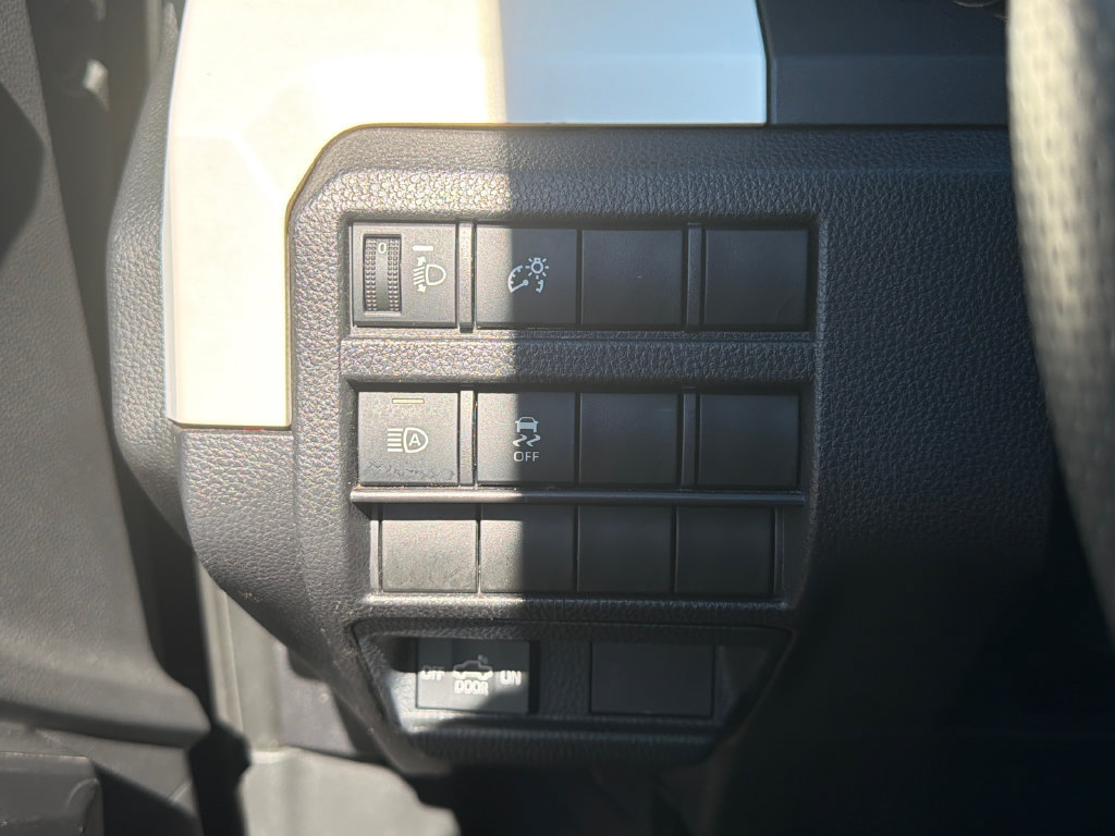Used 2024 Toyota Tacoma TRD Sport RWD image 32