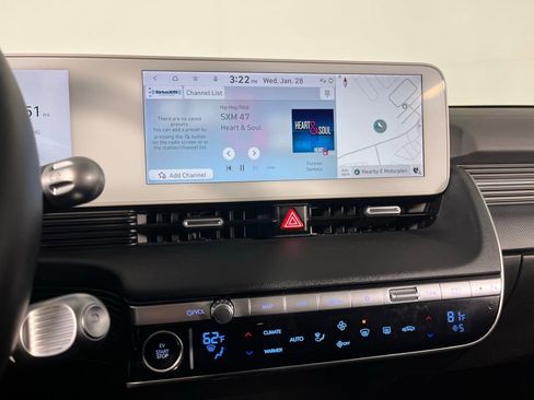 Used 2024 Hyundai Ioniq 5 SEL image 18