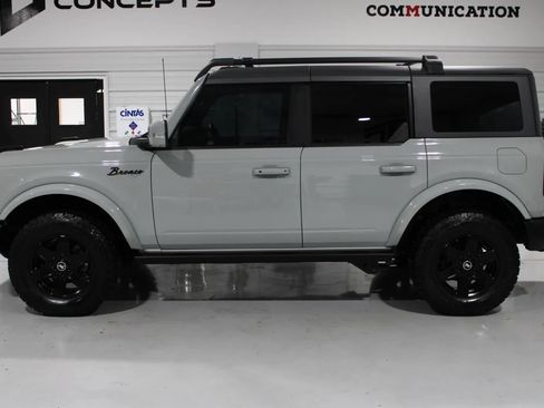 Used 2022 Ford Bronco Outer Banks AWD/4WD image 45