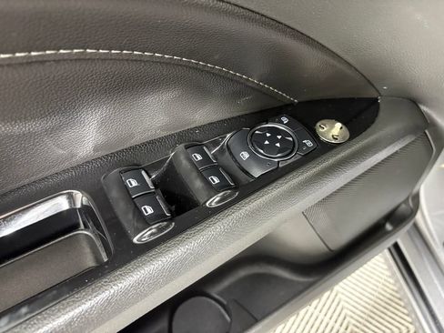 Used 2014 Ford Fusion Titanium FWD image 11