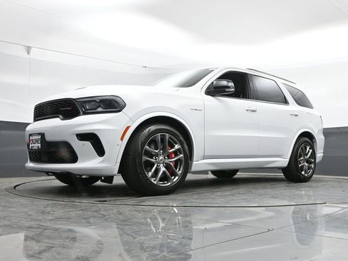 Used 2024 Dodge Durango R/T w/ Tow 'N Go Group AWD/4WD image 46