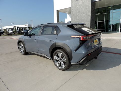 Used 2023 Subaru Solterra AWD image 7