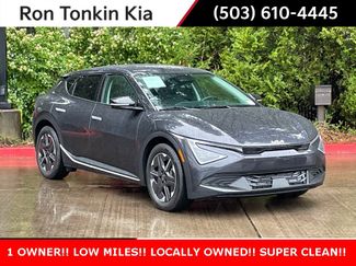 Used 2025 Kia EV6 Light video 1