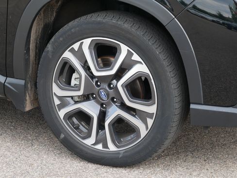 Used 2024 Subaru Ascent Limited w/ Technology Package AWD/4WD image 15