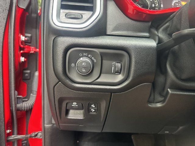 Used 2021 RAM 1500 Big Horn AWD/4WD image 26