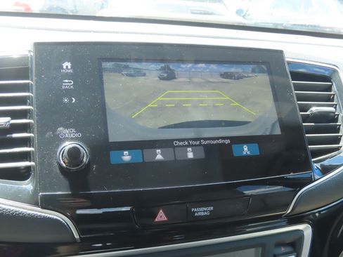 Used 2019 Honda Pilot Elite image 34