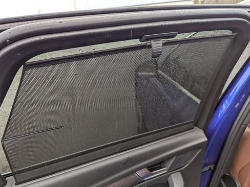 Used 2022 Audi Q5 e Prestige w/ Prestige Package image 32