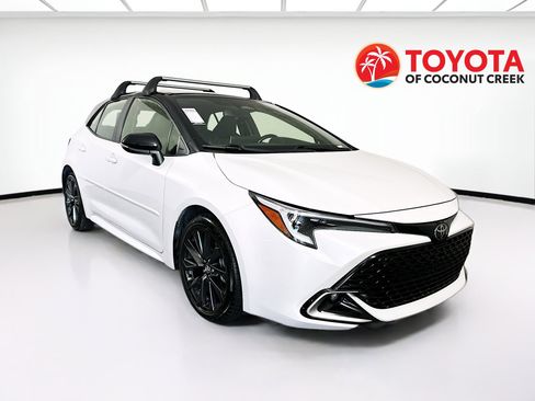 Used 2023 Toyota Corolla XSE FWD image 1