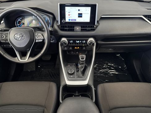 Certified 2025 Toyota RAV4 SE w/ Convenience Package AWD/4WD image 12