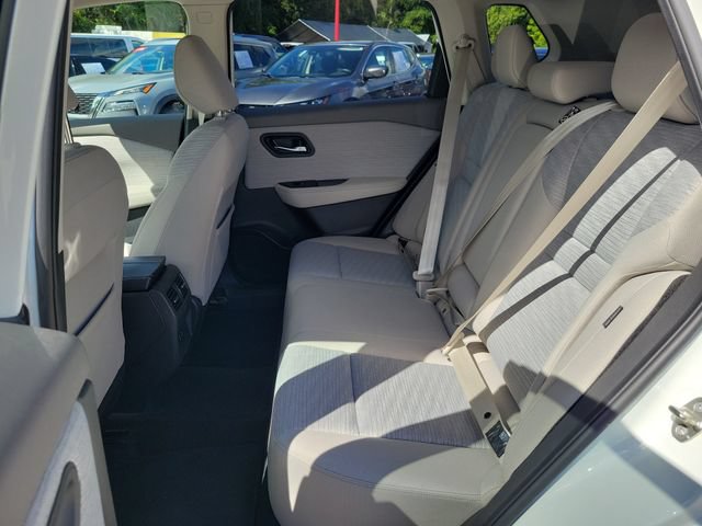 Certified 2021 Nissan Rogue SV FWD image 13