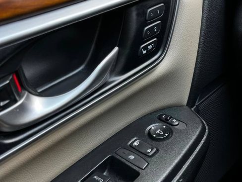 Used 2019 Honda CR-V EX-L image 29