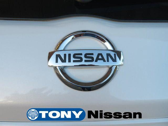 Used 2018 Nissan Kicks SV FWD image 8