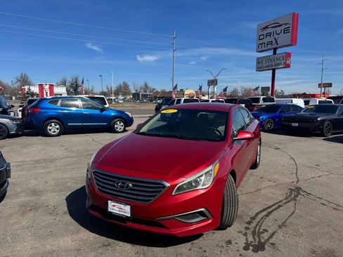 Used 2017 Hyundai Sonata SE image 9