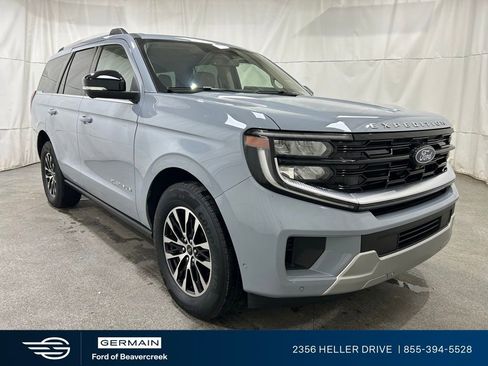 Used 2025 Ford Expedition Platinum image 1