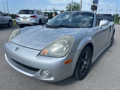 Used 2003 Toyota MR2 RWD image 1