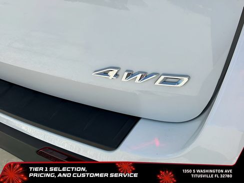 Used 2025 Ford Explorer ST-Line w/ ST-Line Street Pack AWD/4WD image 37