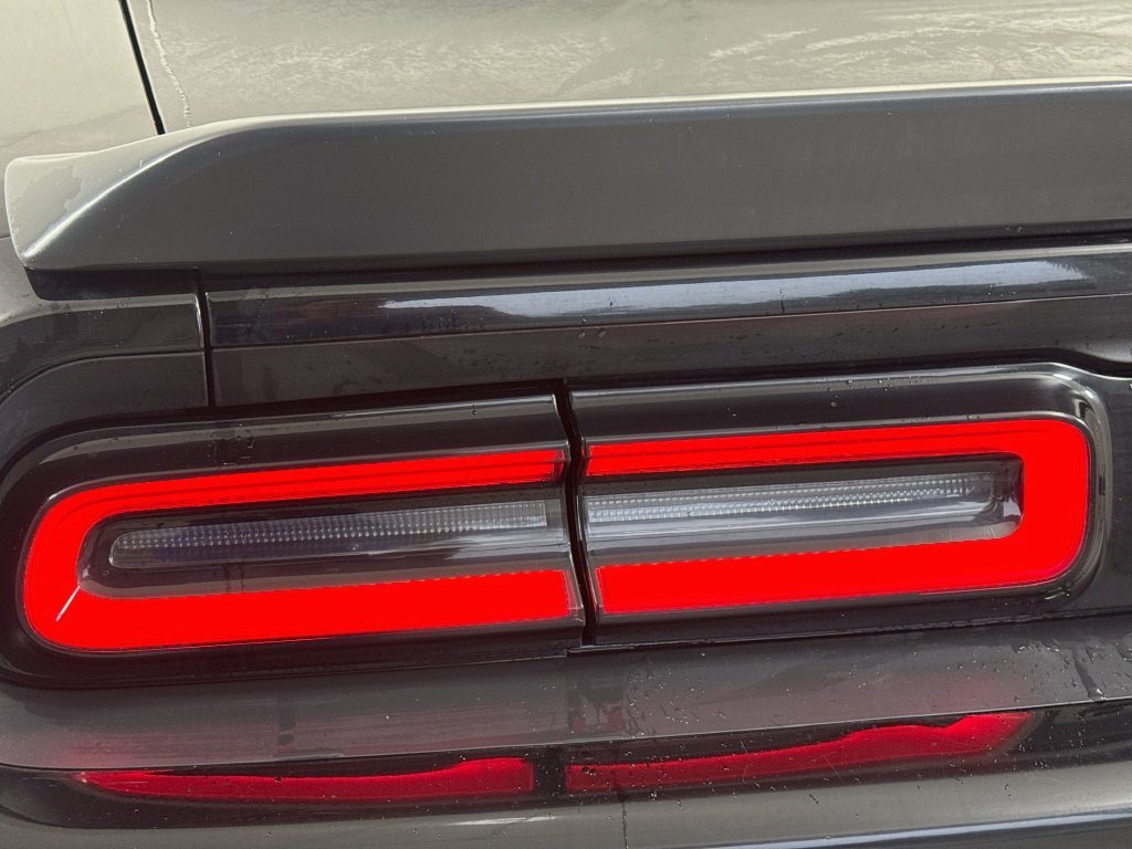 Used 2020 Dodge Challenger R/T RWD image 33