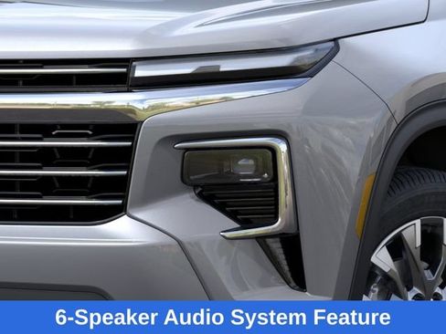 New 2026 Chevrolet Traverse LT w/ Sun and Wheel Package FWD image 11