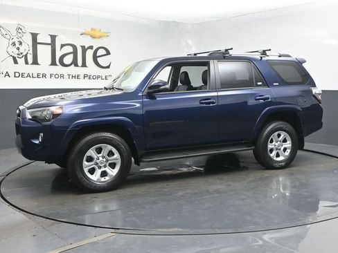 Used 2019 Toyota 4Runner SR5 Premium AWD/4WD image 36