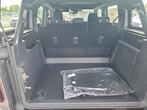 New 2025 Ford Bronco image 18