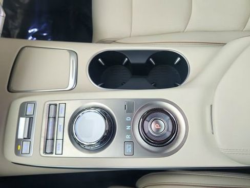 Used 2025 Genesis Electrified GV70 Advanced w/ Prestige Package image 53