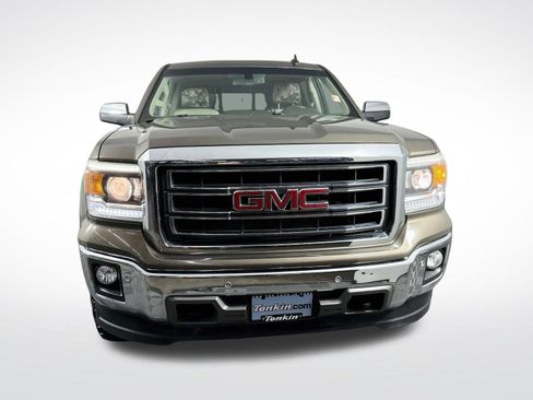 Used 2015 GMC Sierra 1500 SLT w/ SLT Preferred Package AWD/4WD image 2