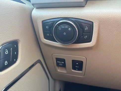Used 2020 Ford F150 Lariat AWD/4WD image 23