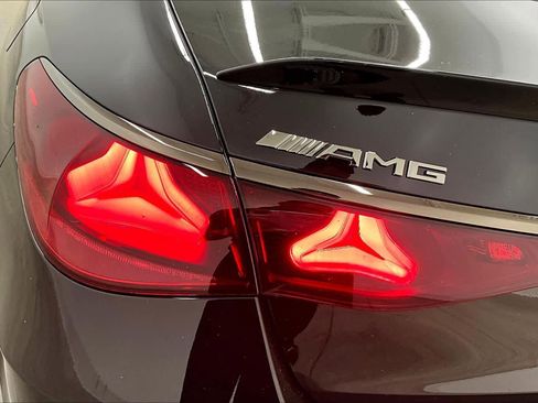 New 2026 Mercedes-Benz E 53 AMG e 4MATIC Sedan image 14