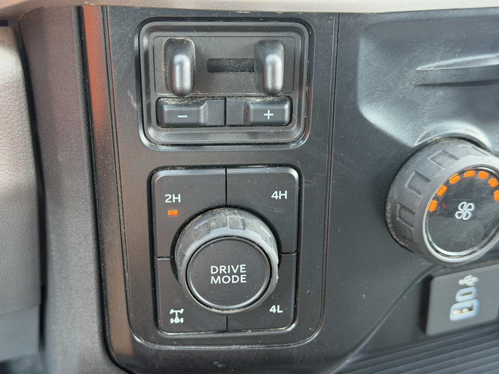 Used 2025 Ford F250 XL w/ XL Chrome Package AWD/4WD image 14