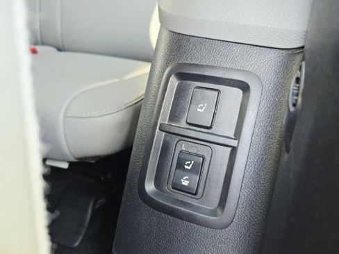 Used 2013 Toyota Sequoia Limited AWD/4WD image 13