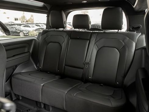 New 2026 Land Rover Defender 90 V8 AWD/4WD image 28