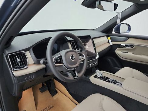 New 2026 Volvo XC90 T8 Plus w/ Protection Package AWD/4WD image 28