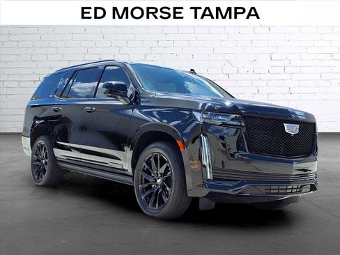 Certified 2023 Cadillac Escalade Sport Platinum w/ LPO, ONYX Package AWD/4WD image 5