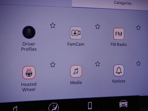 Used 2021 Chrysler Pacifica Touring-L w/ Uconnect Theater Family Group FWD image 30