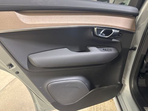Used 2026 Volvo XC90 B6 Plus w/ Protection Package Premier image 20