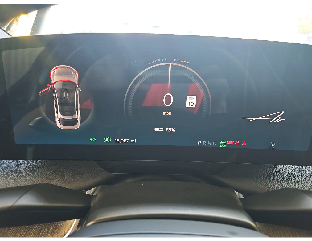 Used 2023 Lucid Air Touring AWD/4WD image 10