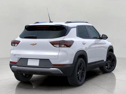 New 2026 Chevrolet TrailBlazer LT w/ Midnight Edition AWD/4WD image 4