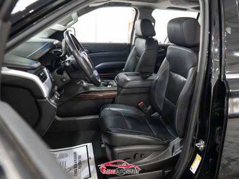 Used 2019 GMC Yukon XL SLT w/ Premium Edition image 16