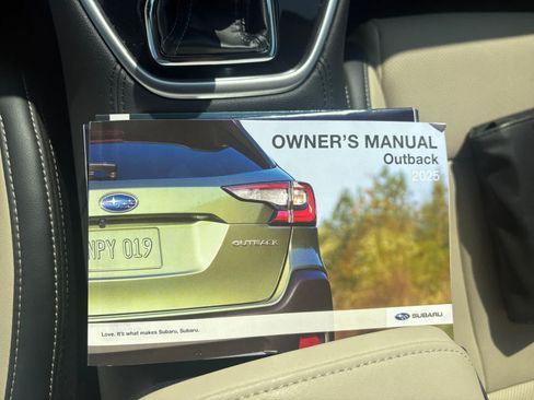 Certified 2025 Subaru Outback Limited AWD/4WD image 23
