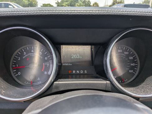 Used 2020 Ford Mustang Premium RWD image 27
