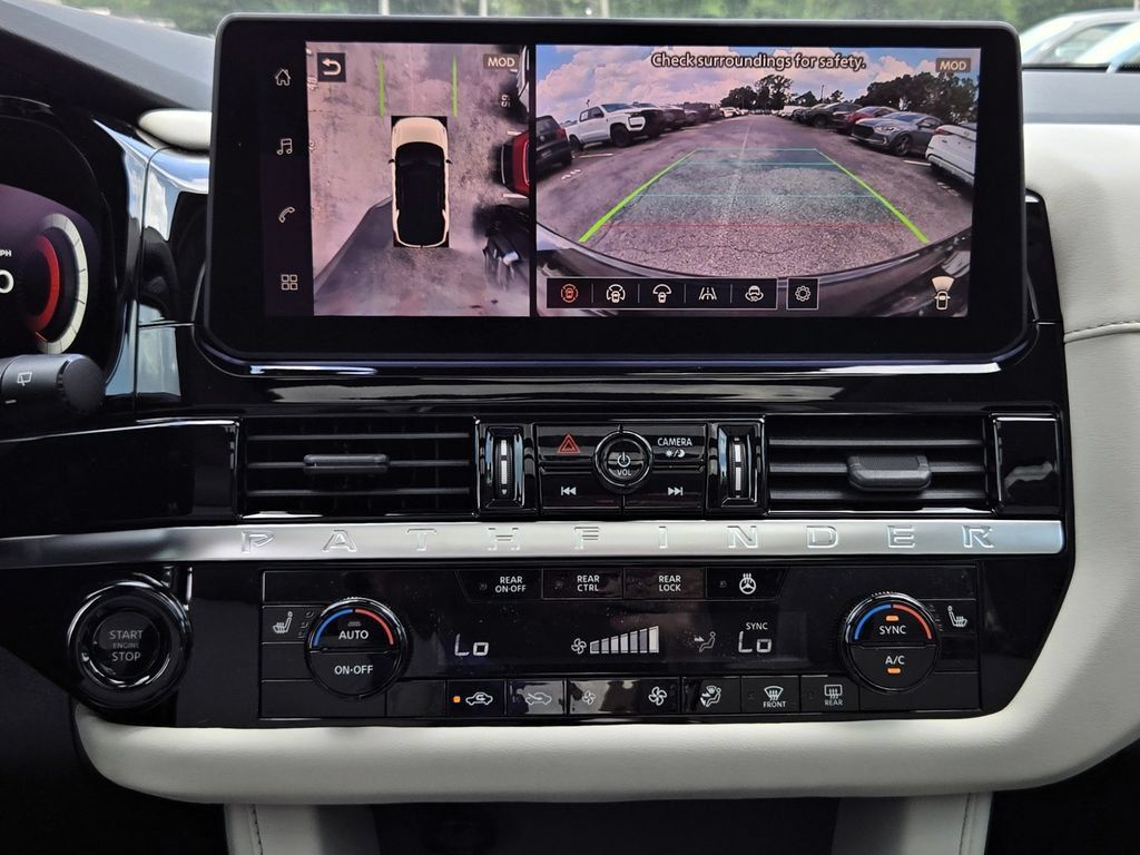 New 2026 Nissan Pathfinder Platinum FWD image 17