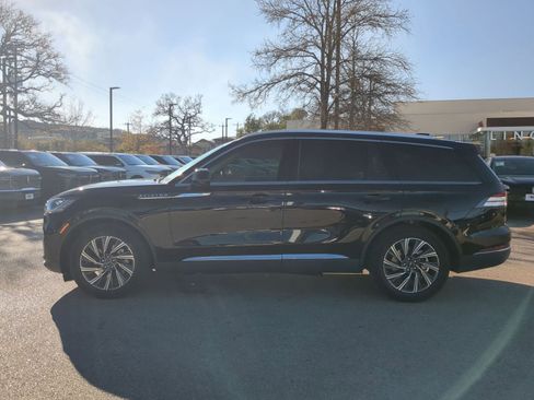 New 2026 Lincoln Aviator 2WD image 6