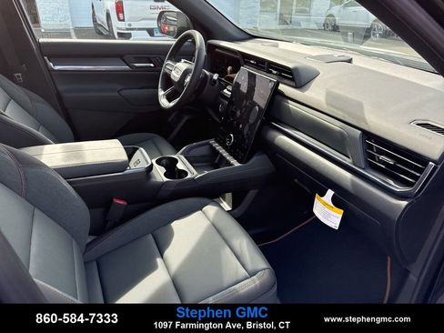 New 2026 GMC Terrain AT4 AWD/4WD image 25