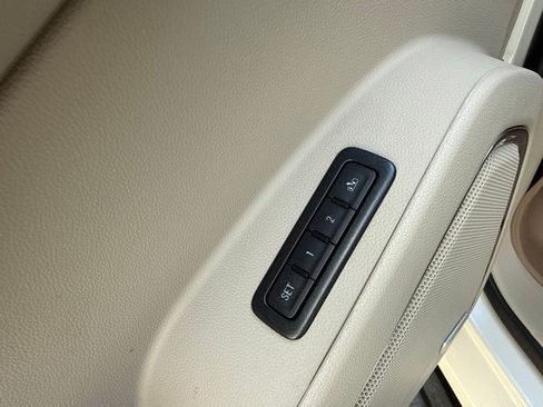 Used 2015 GMC Yukon Denali w/ Open Road Package AWD/4WD image 12