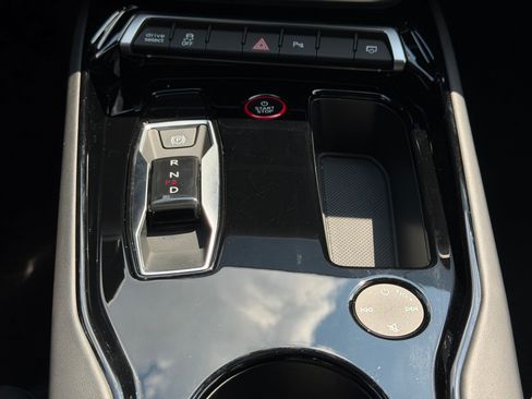Used 2023 Audi e-tron GT Premium Plus AWD/4WD image 27