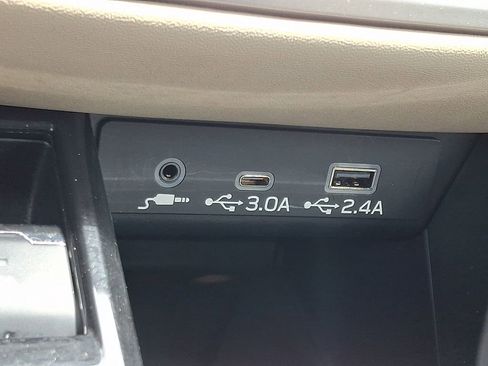 Certified 2024 Subaru Outback Limited AWD/4WD image 27