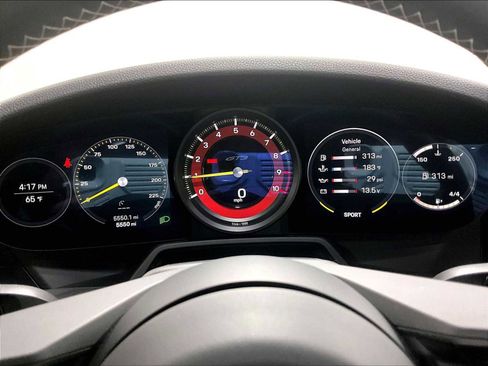 Used 2022 Porsche 911 GT3 image 24