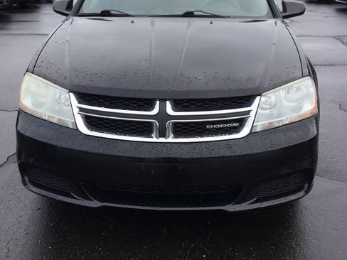Used 2012 Dodge Avenger SE image 2