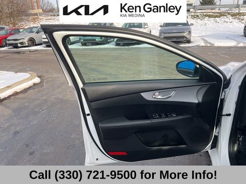 Certified 2024 Kia Forte LXS image 25