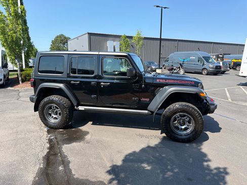 Used 2019 Jeep Wrangler Unlimited Rubicon w/ Steel Bumper Group AWD/4WD image 4